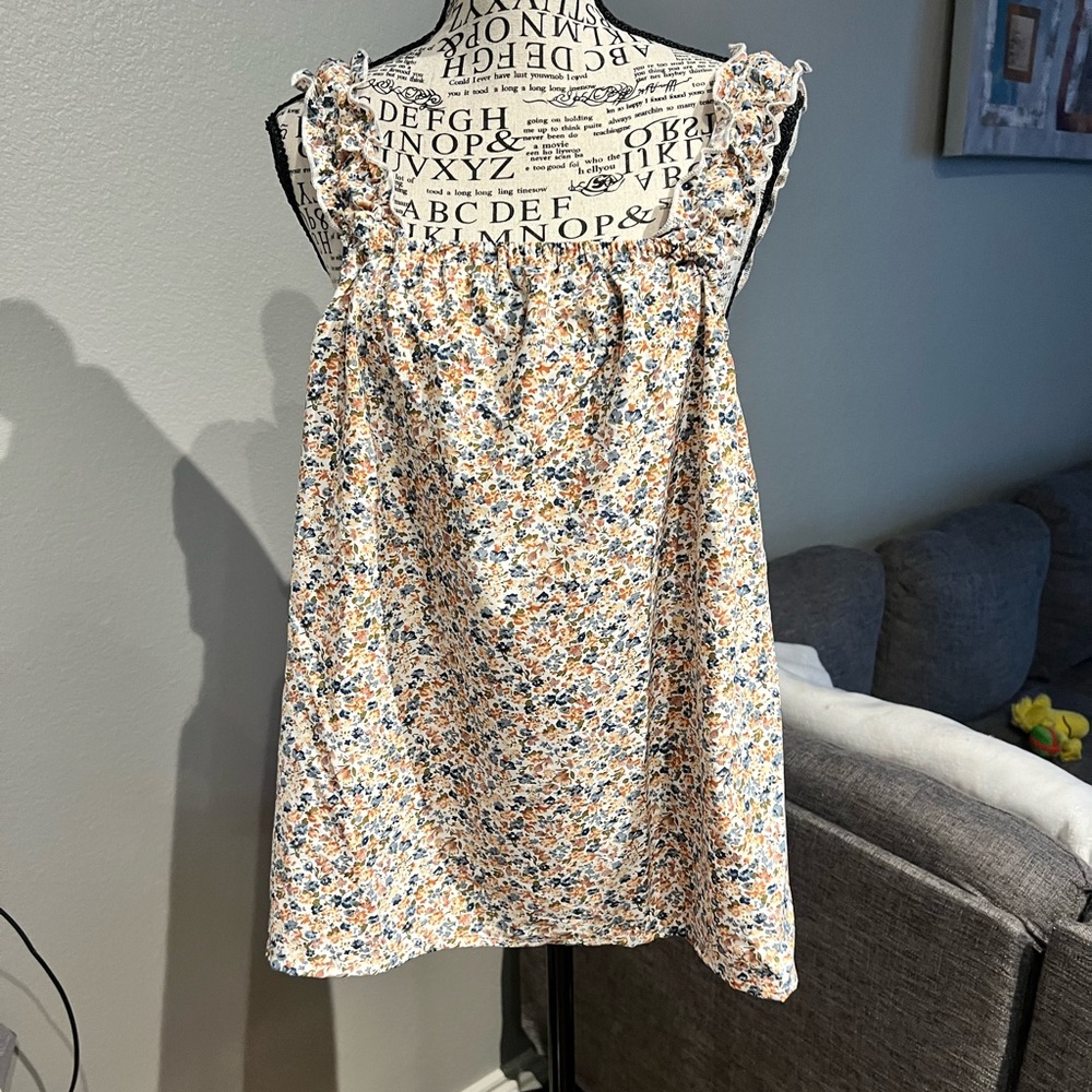 Floral women’s top